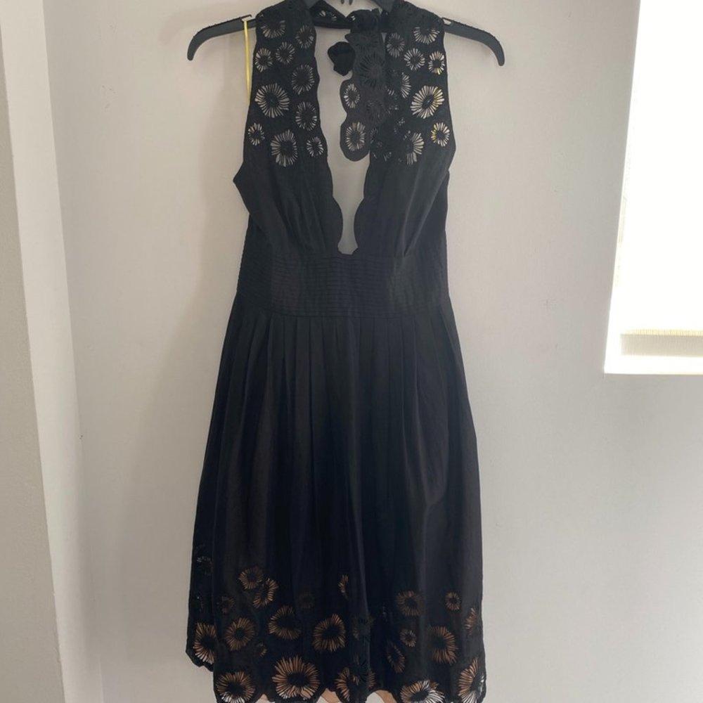 Catherine Malandrino Black Eyelet Halter Dress Sz 4